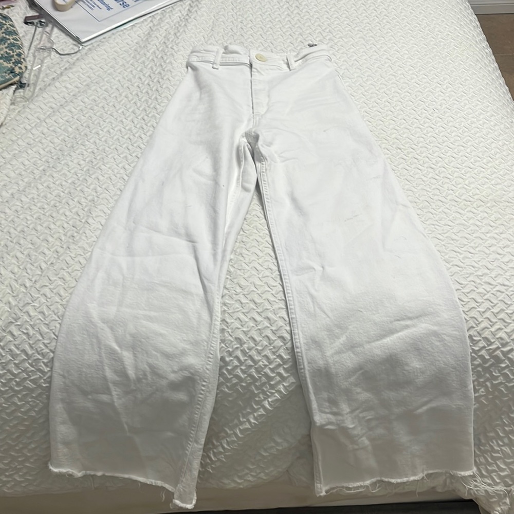 zara white marine jeans in a size 0